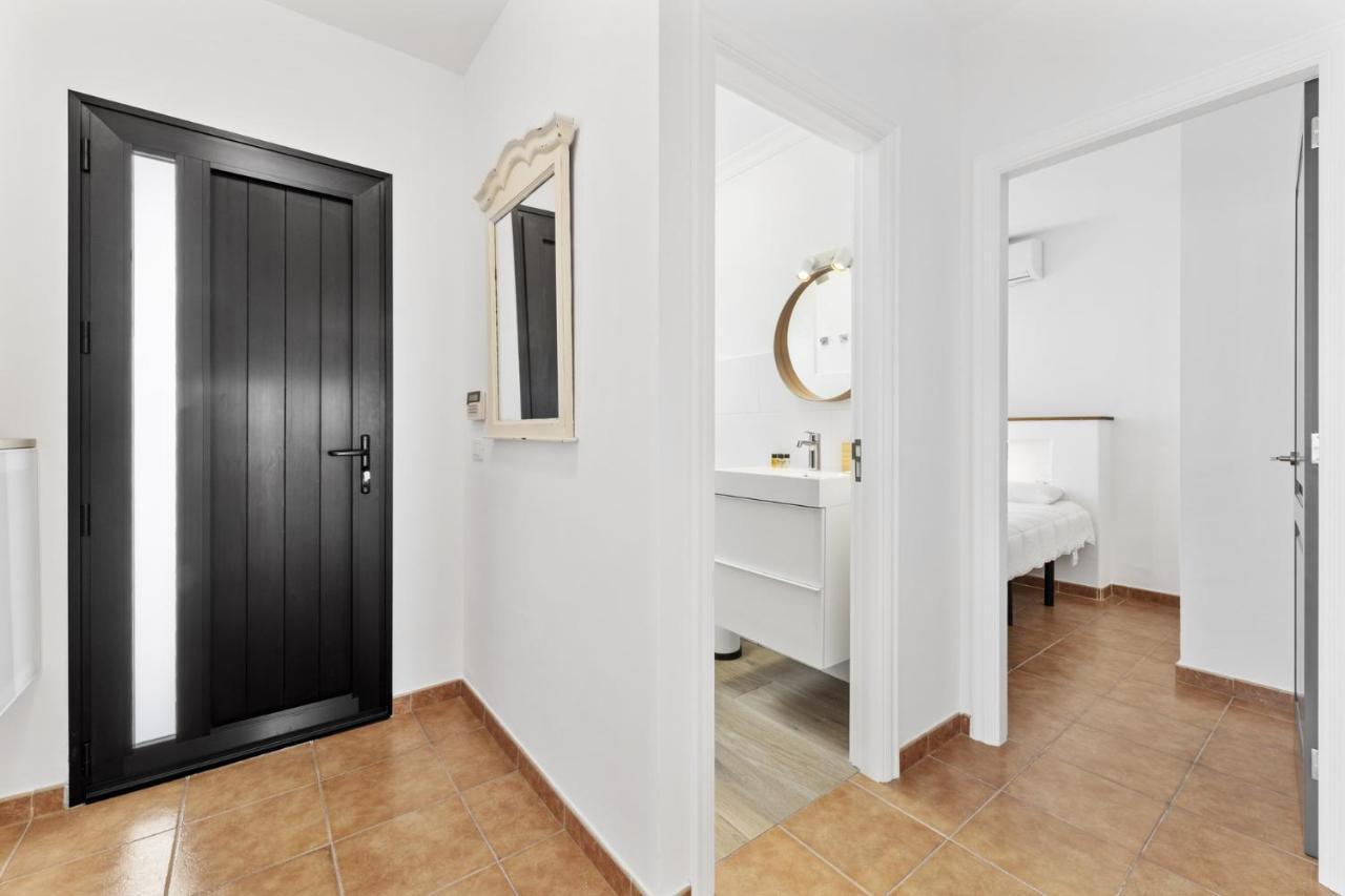 Villa 4 - Vipvipvillas Тиас Экстерьер фото