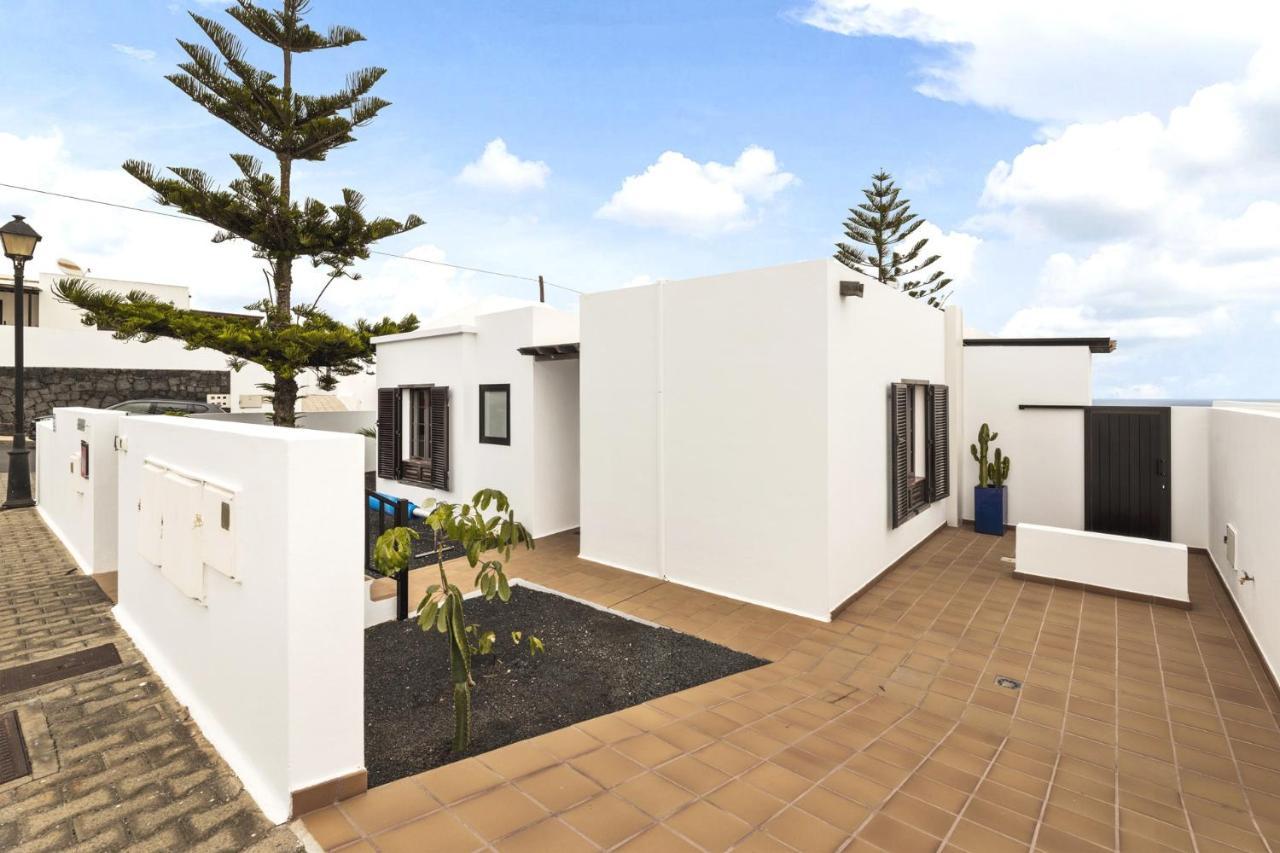 Villa 4 - Vipvipvillas Тиас Экстерьер фото