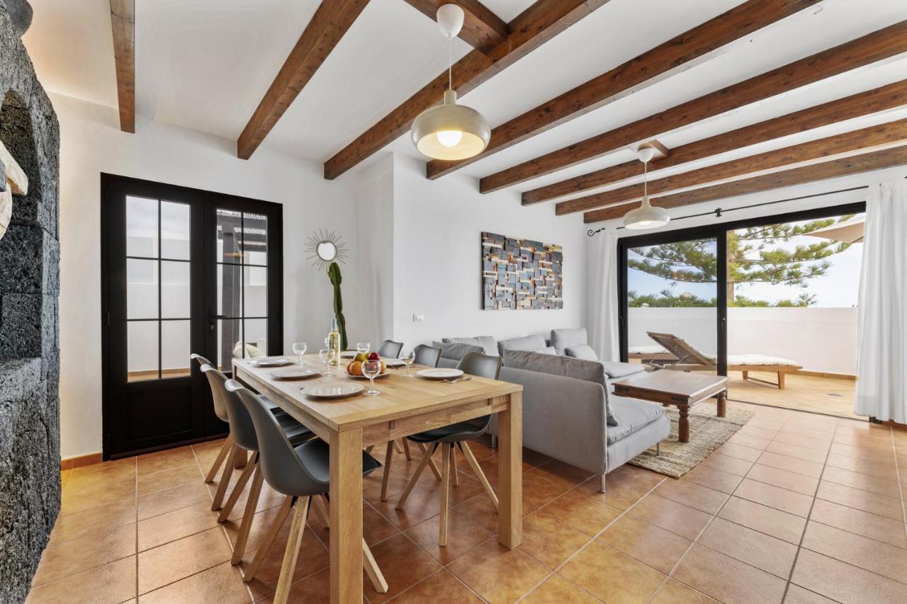 Villa 4 - Vipvipvillas Тиас Экстерьер фото