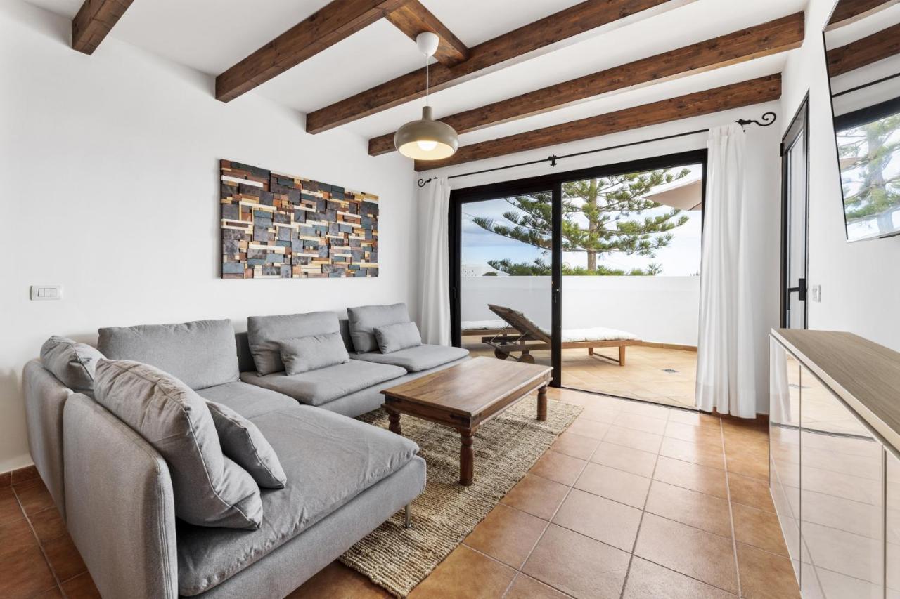 Villa 4 - Vipvipvillas Тиас Экстерьер фото